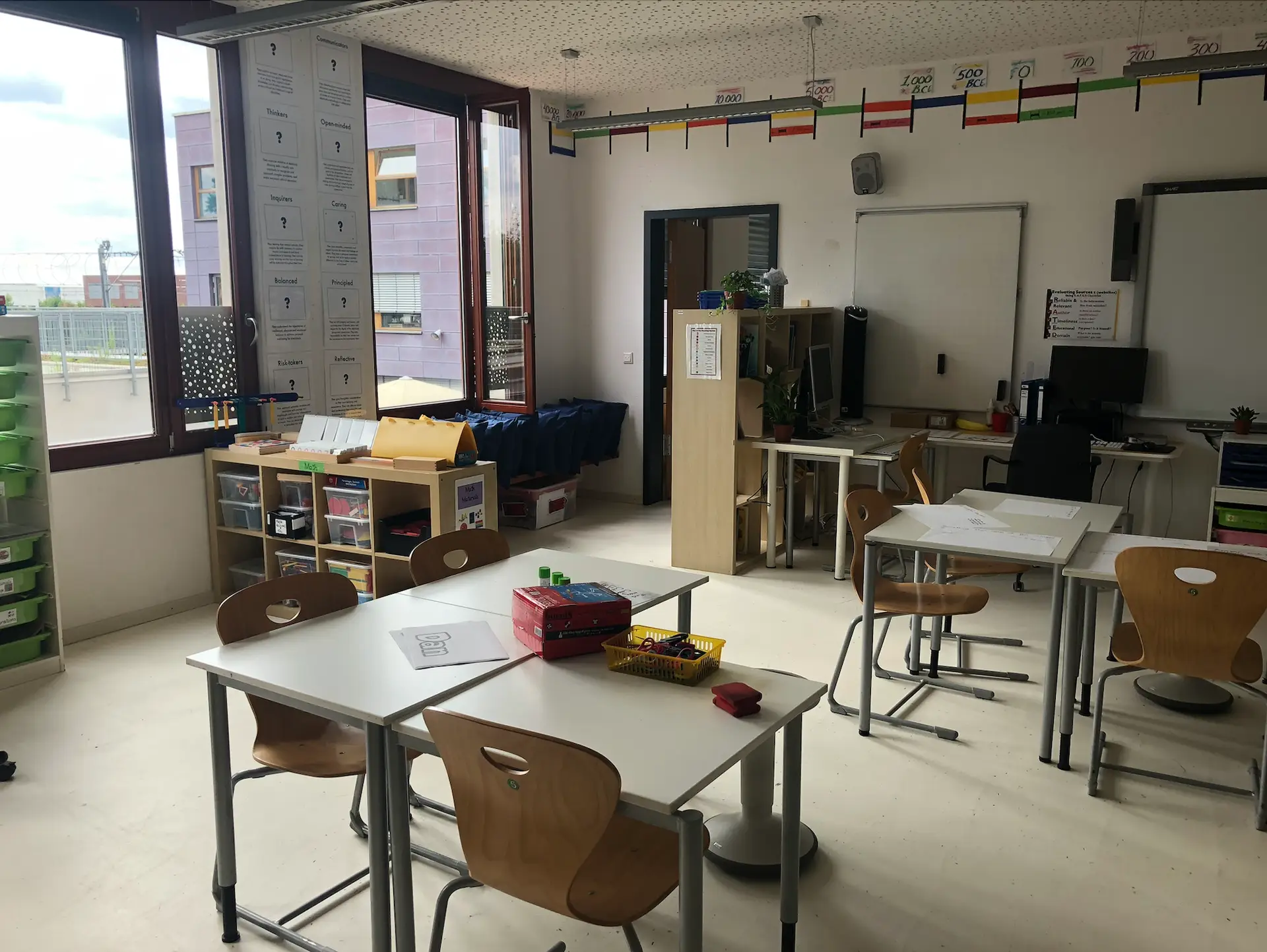 Setting up the classroom is an important part of the back-to-school teacher checklist. The classroom set focuses on flexible seating to create spaces that are inviting, accessible and work with my style of teaching.
